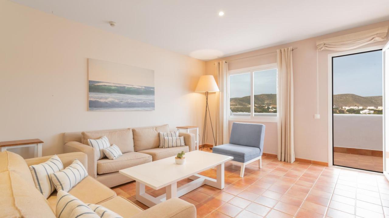 Real Agua Amarga Las Villas Luaran gambar